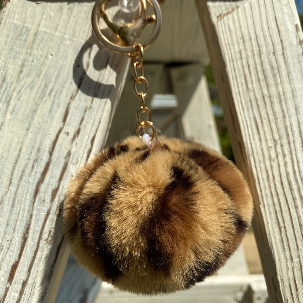 Pom Keychain